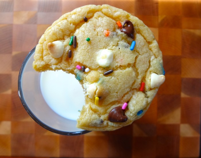Cake Batter Chocolate Chip Cookies: The Briarwood Baker